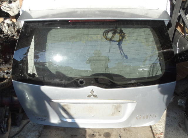 Дверь задняя багажная MN186429 MITSUBISHI