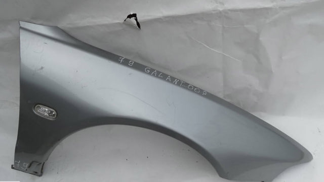 Боковая часть передняя правая MR273256 MITSUBISHI