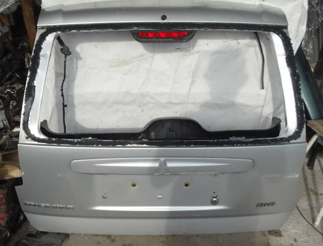 Дверь задняя багажная Mitsubishi Space Star