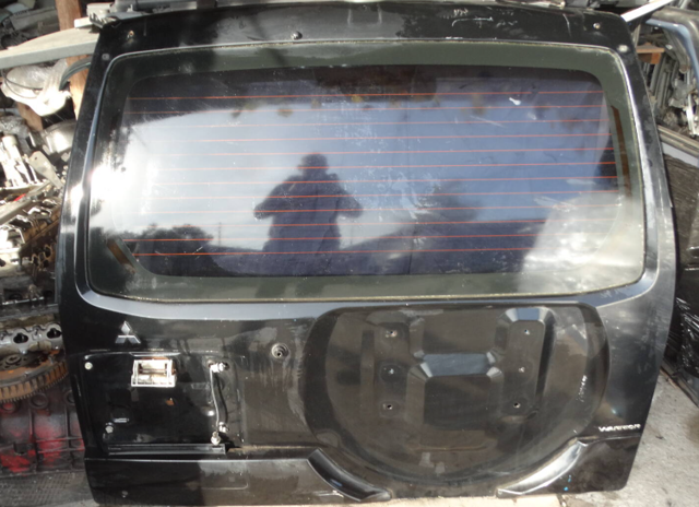 Стекло двери задка MR492441 MITSUBISHI