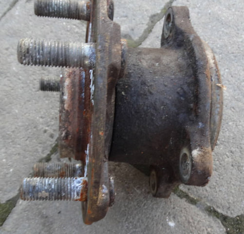 Задняя шпиндель MR594443 MITSUBISHI