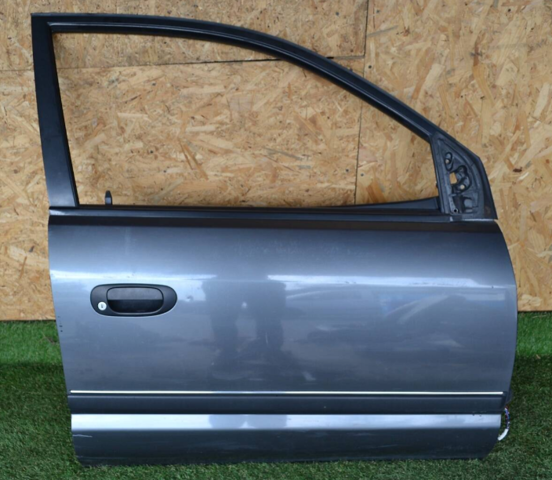 Пассажирская передняя дверь MR954410 MITSUBISHI