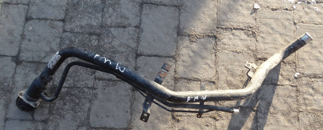 Заливная горловина топливного бака MR959772 MITSUBISHI
