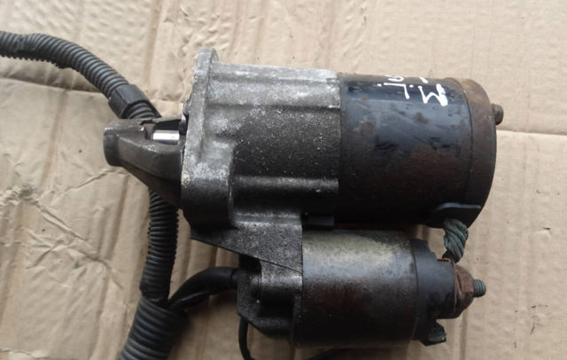 Стартер двигателя MR994325 MITSUBISHI