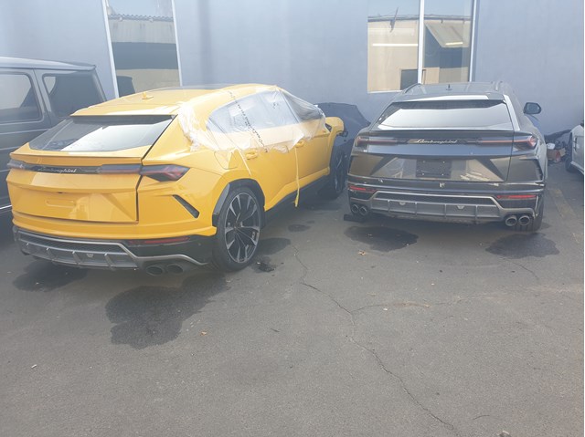 LAMBORGHINI 4M8857535J Стекло левого зеркала заднего вида в наличии Черновцы