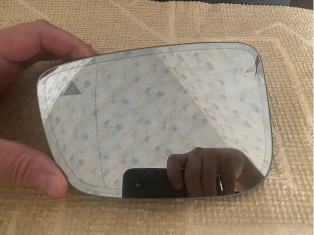 Стекло зеркала заднего вида, левого 51167407165 BMW