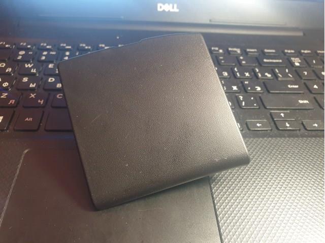 Заглушка бампера буксировочного крюка Nissan Qashqai 2