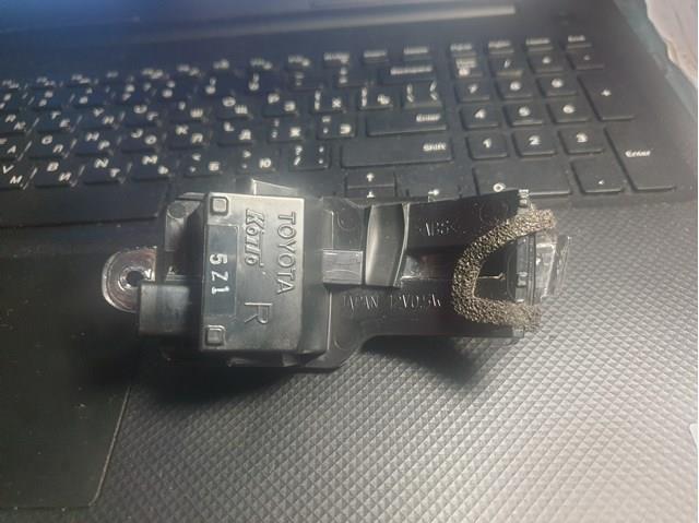 Поворотник правый 8173078010 TOYOTA