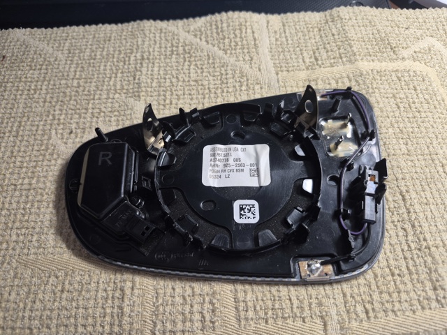 992857522M PORSCHE купить в Кривой Рог