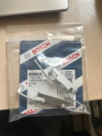 1987474032 BOSCH Пружинная защелка суппорта купить в Львов