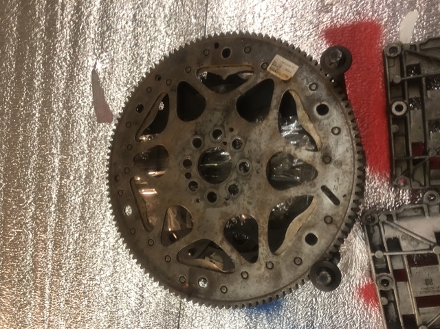 Демпферный маховик 11228506670 BMW