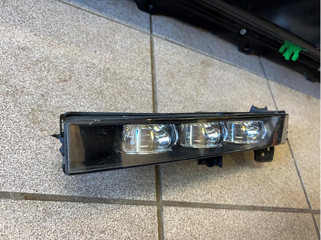 Фара противотуманная, левая 63177342953 BMW