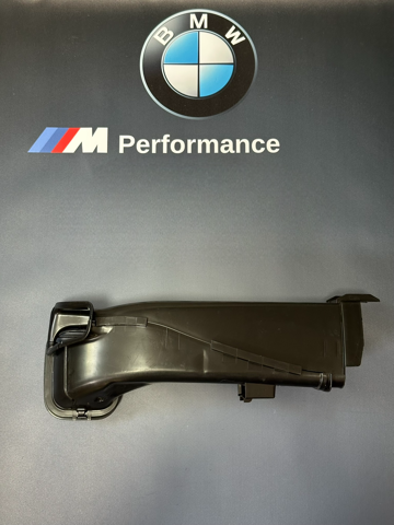 13718635103 BMW Впускной патрубок воздушного фильтра купить в Кривой Рог