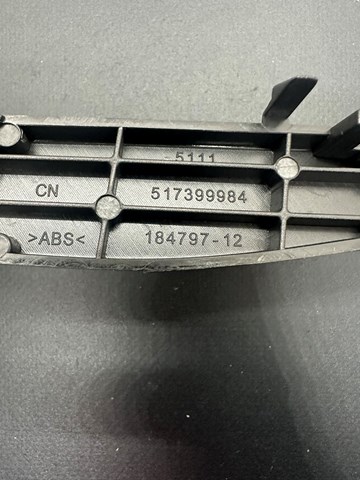 BMW 51117399984 Направляющая переднего бампера правая в наличии Каменское