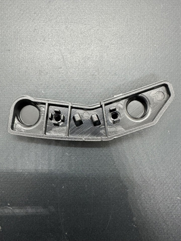 51117428996 BMW Направляющая переднего бампера правая купить в Львов