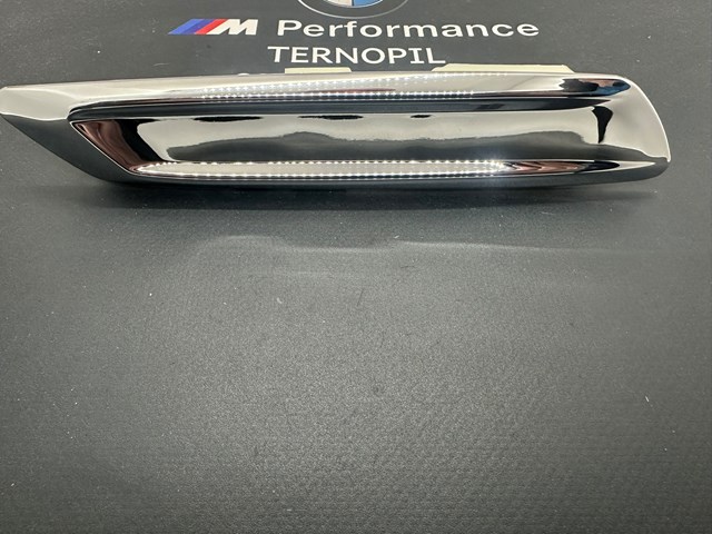 51137336645 BMW Накладка крыла переднего левого купить в Львов