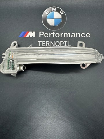 Повторитель поворота левого зеркала 63137280771 MARKET (OEM)