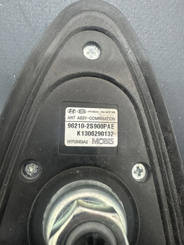 HYUNDAI 962102S900PAE Антенна в наличии Харьков