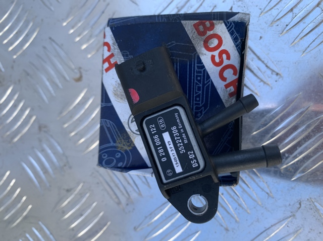 BOSCH 0281006122 Датчик давления выхлопных газов в наличии Киев