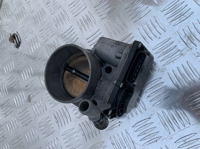 Заслонка воздушная LR010814 LAND ROVER