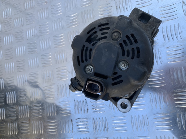 LAND ROVER LR011231 Генератор в наличии Ужгород