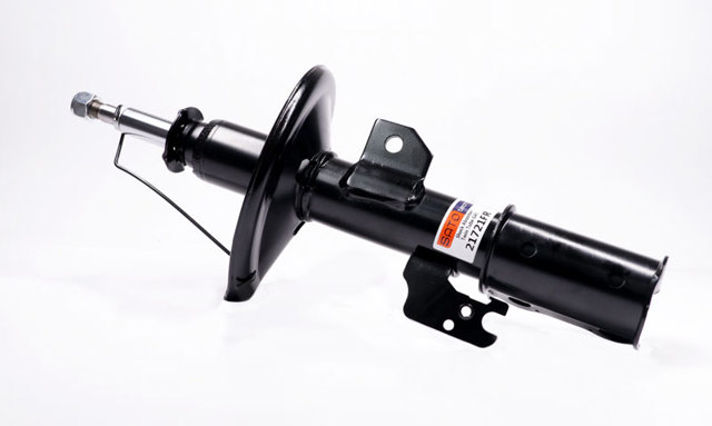 Амортизатор подвески передний левый Тойота Камри 5