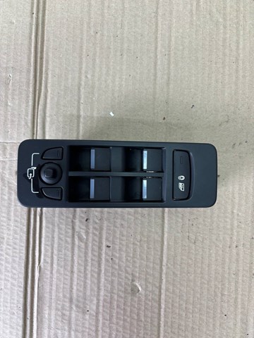 LR109008 LAND ROVER Кнопочный блок управления стеклоподъемником передний левый купить в Днепр