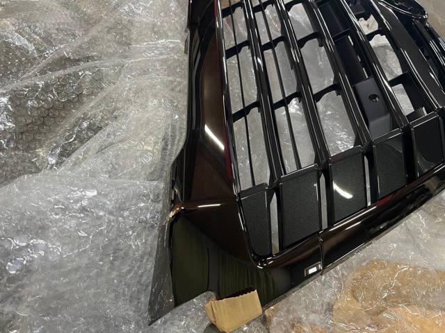 TOYOTA 5310160G10 Решетка радиатора в наличии Каменское