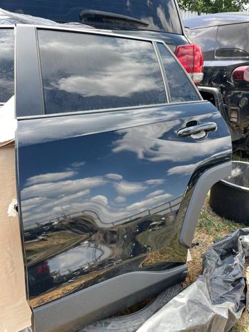 Задняя левая дверь 6700442190 TOYOTA