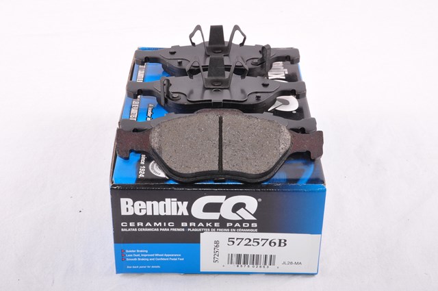 Колодки передние 572576B BENDIX