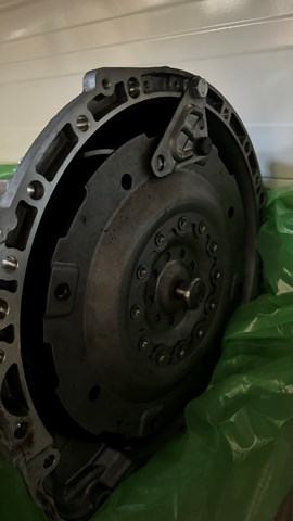 LAND ROVER LR086506 в наличии Ровно