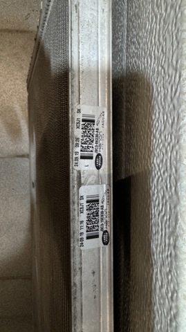 LR133030 LAND ROVER Радиатор охлаждения двигателя дополнительный купить в Хмельницкий