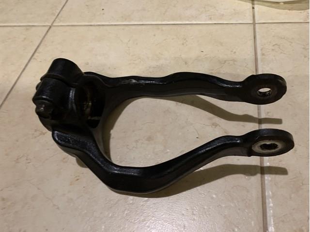 Вилка нижняя амортизатора переднего, левая 56132JK50B NISSAN