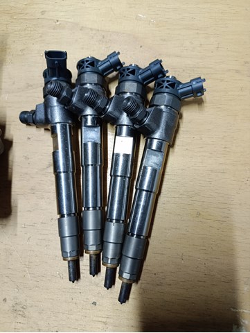 0445110800 BOSCH Топливные форсунки купить в Чернигов
