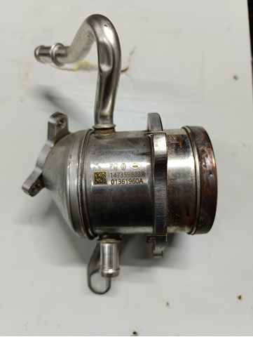 Радиатор системы EGR 147359823R RENAULT