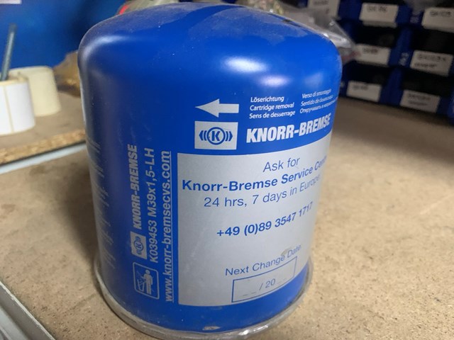 K039453 KNORR-BREMSE Фильтр осушителя воздуха (влагомаслоотделителя) (TRUCK) купить в Украина