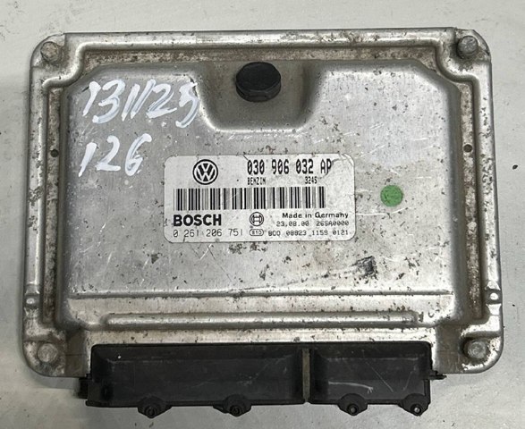 VAG 030906032AP Блок управления двигателем в наличии Ирпень