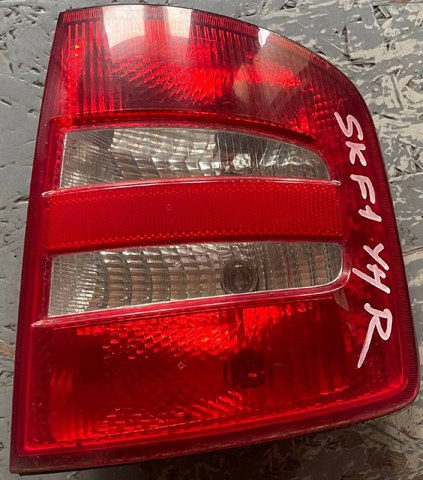 Правый стоп-сигнал Skoda Fabia 1