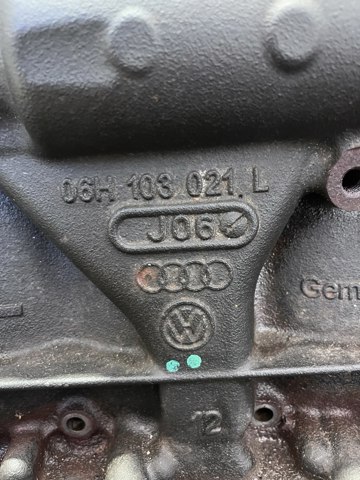 ДВС в сборе 06H103021L VAG