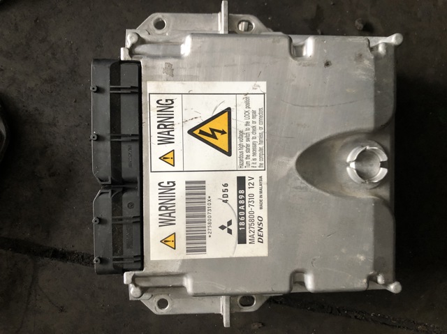 Компьютер двигателя 1860A898 MITSUBISHI