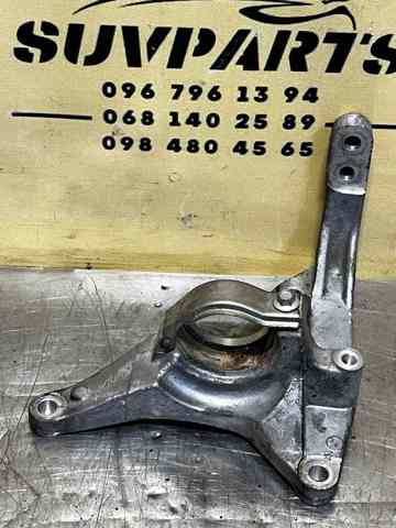 Опора подвесного подшипника передней полуоси 397806RA0B NISSAN