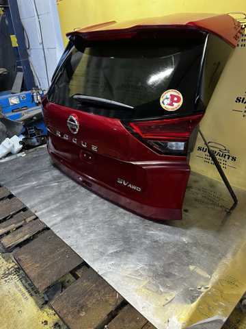 9001A6RC0B NISSAN Дверь задняя (багажная 3/5-я (ляда) купить в Винница