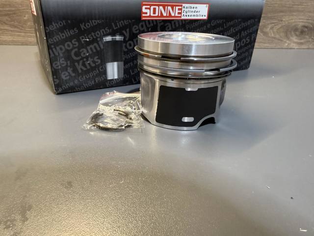 MAHLE 033PI00102000 Поршень на 1 цилиндр в наличии Ровно