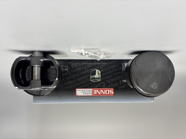Поршень в комплекте на 1 цилиндр, STD 0831300 MAHLE