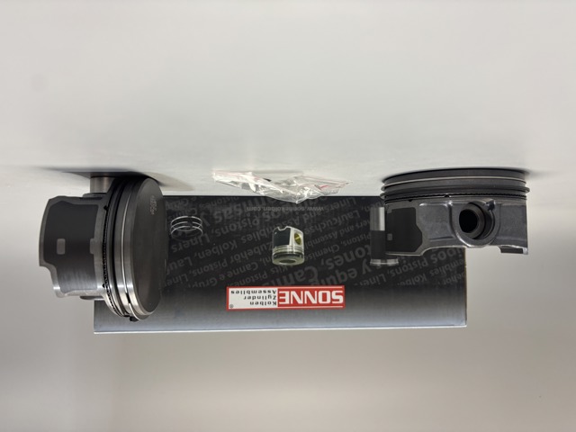 MAHLE 0831301 Поршень в комплекте на 1 цилиндр, 1-й ремонт (+0,25) в наличии Чернигов