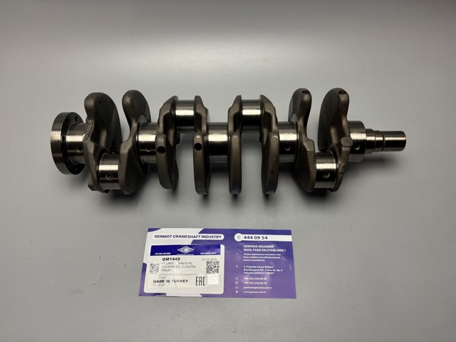 Коленвал двигателя KIA Carens 1