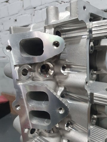 FORD 4043225 Головка блока цилиндров (ГБЦ) в наличии Тернополь