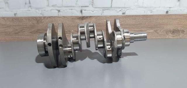 LR013047 LAND ROVER Двигатель купить в Хмельницкий