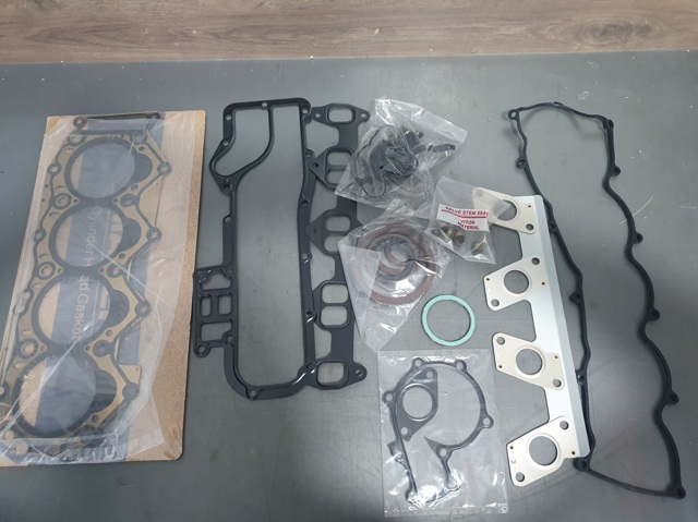 Комплект прокладок на двигатель XM346008AA FORD