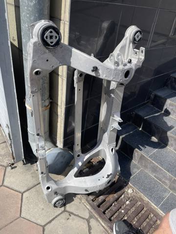 Подвеска задняя 600701200L Tesla Model
